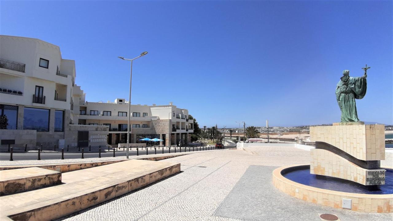 Potato Beach Apartment At Beach Front & Sea View Lagos Kültér fotó