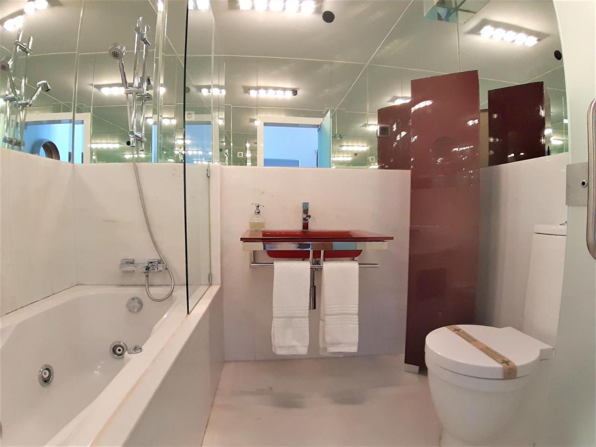 Potato Beach Apartment At Beach Front & Sea View Lagos Kültér fotó